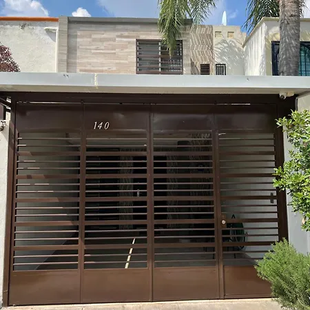 Moderna Y Hermosa Casa Zapopan